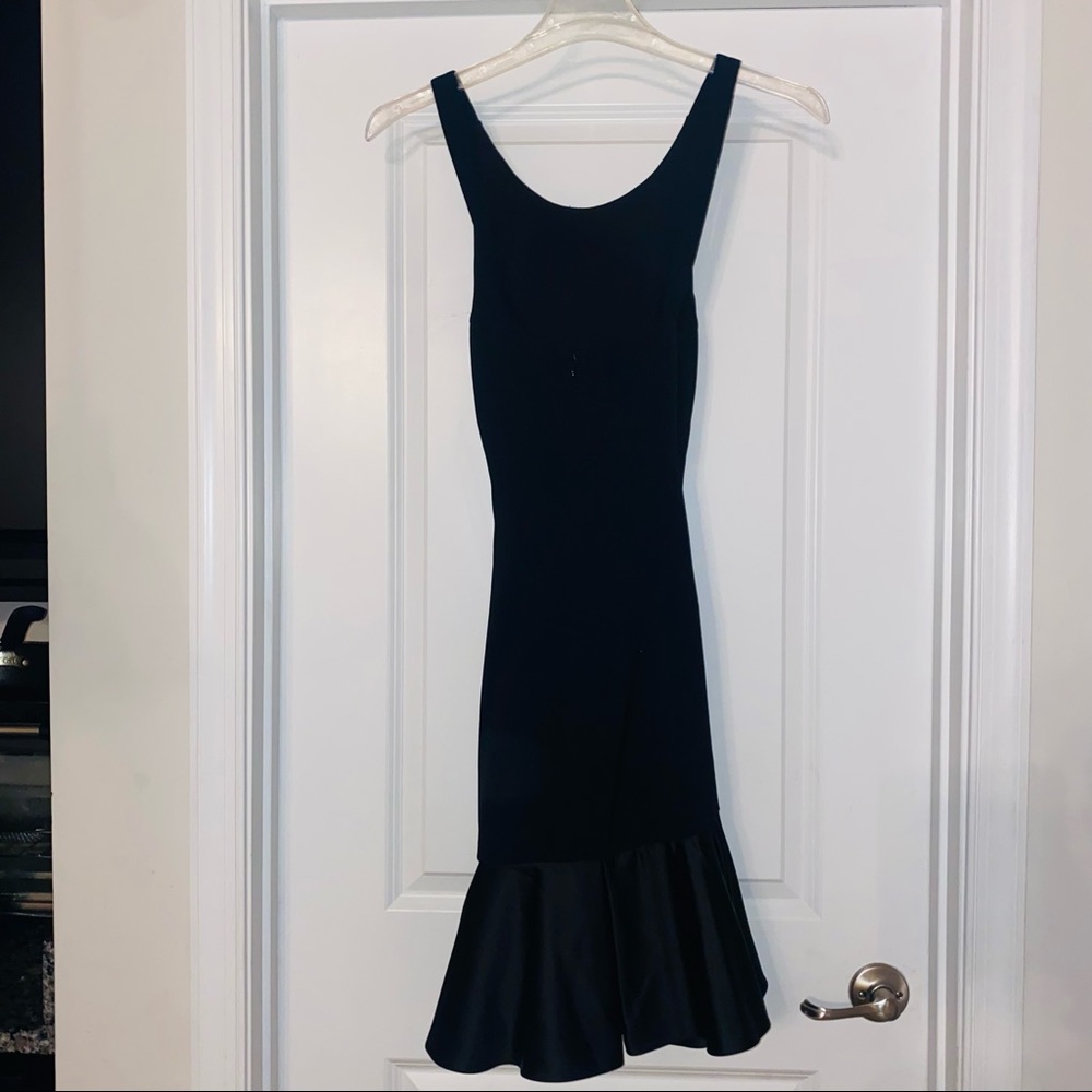 Vince  Camuto